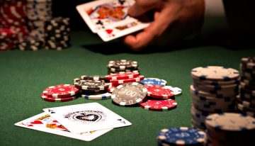 Why Play Poker Online-Benefits of Playing Poker?