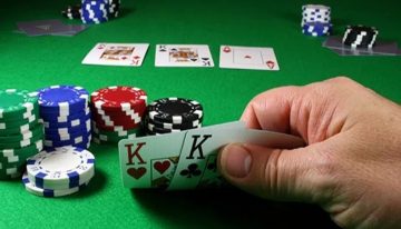TOP MERITS OF PLAYING POKER ONLINE